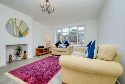 St. Andrews Road, Caversham Heights, Image 3