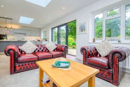St. Andrews Road, Caversham Heights, Image 9