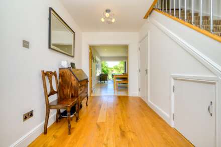 Upper Woodcote Road, Caversham Heights, Image 15