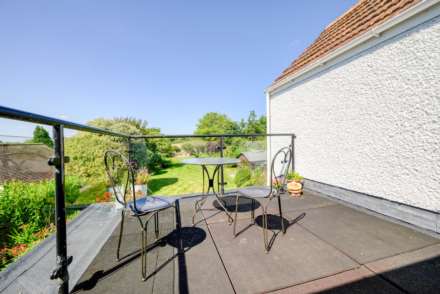 Upper Woodcote Road, Caversham Heights, Image 16