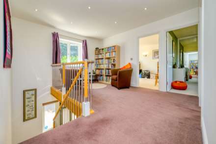 Upper Woodcote Road, Caversham Heights, Image 24