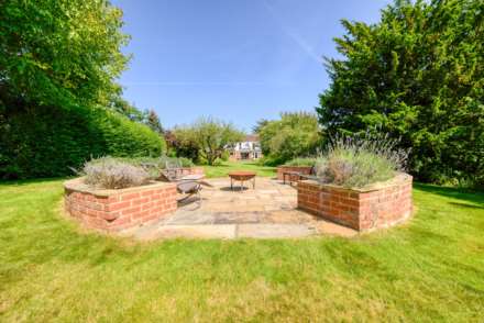 Upper Woodcote Road, Caversham Heights, Image 3