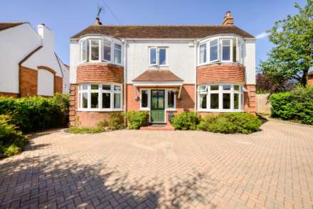 Upper Woodcote Road, Caversham Heights, Image 30
