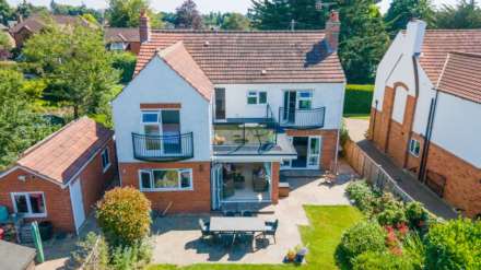 Upper Woodcote Road, Caversham Heights, Image 4