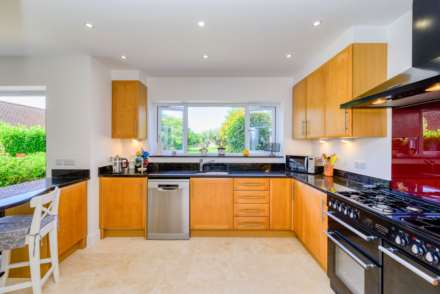 Upper Woodcote Road, Caversham Heights, Image 8