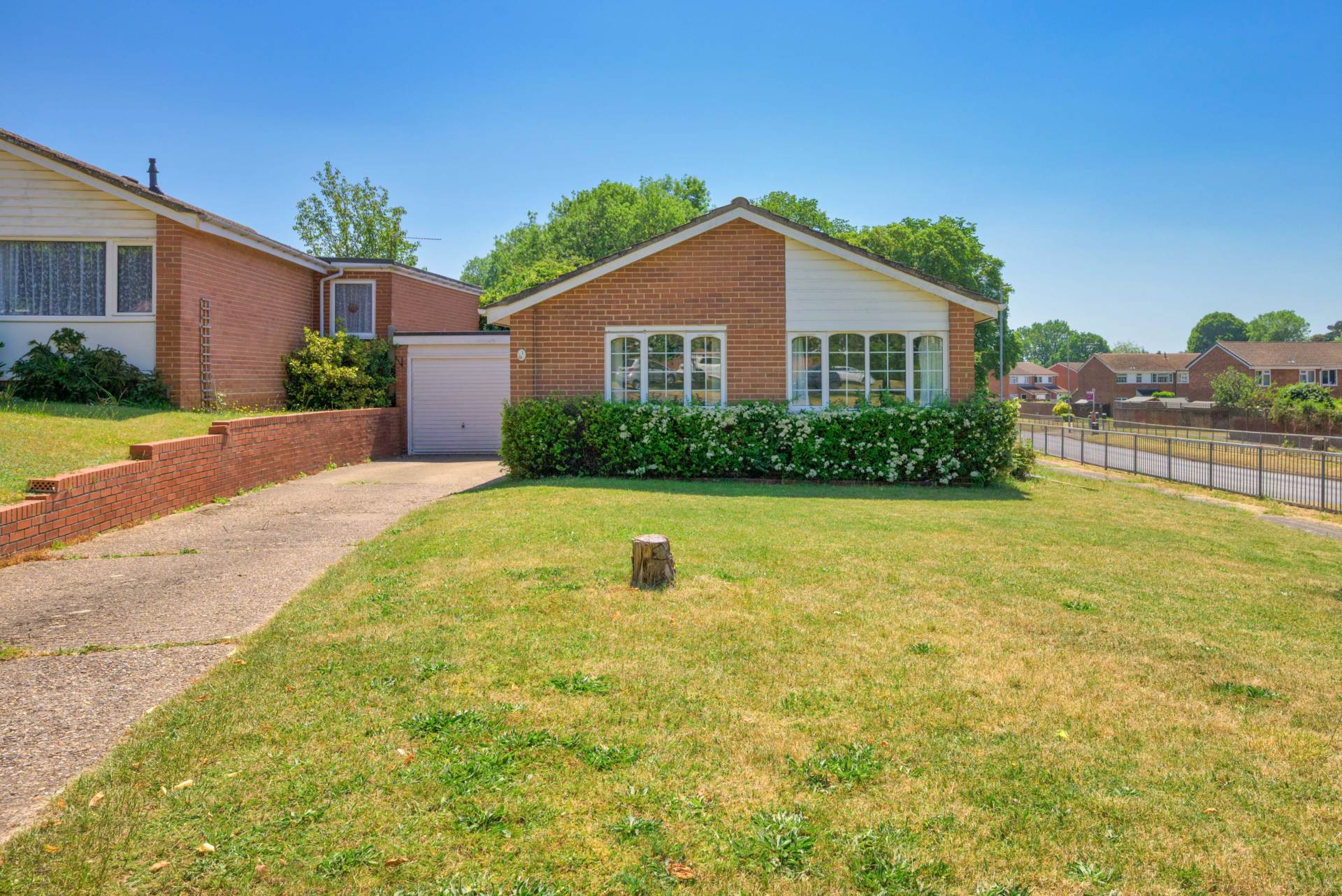 Littlestead Close, Caversham Park, Image 1