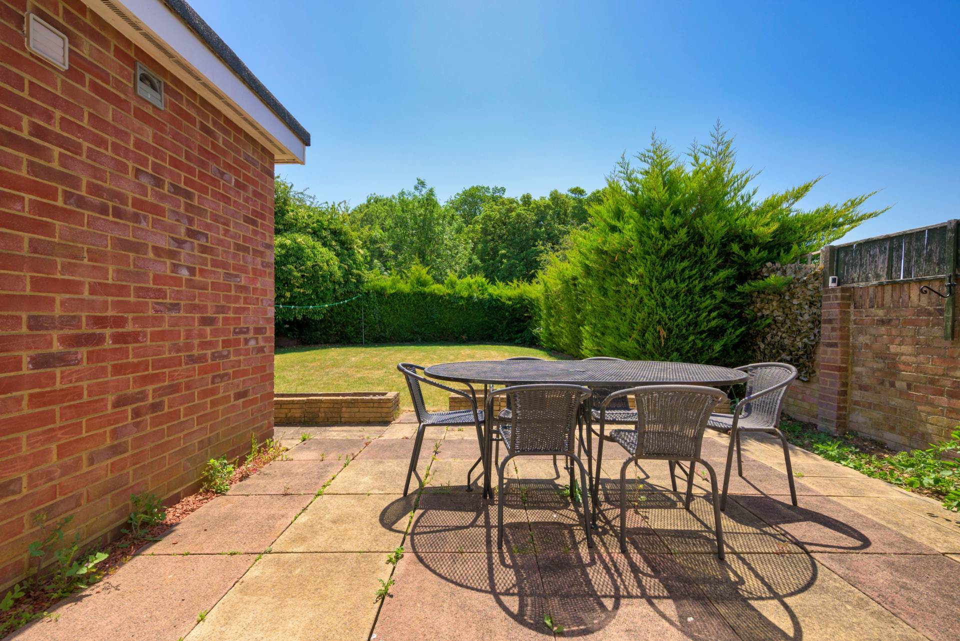 Littlestead Close, Caversham Park, Image 16
