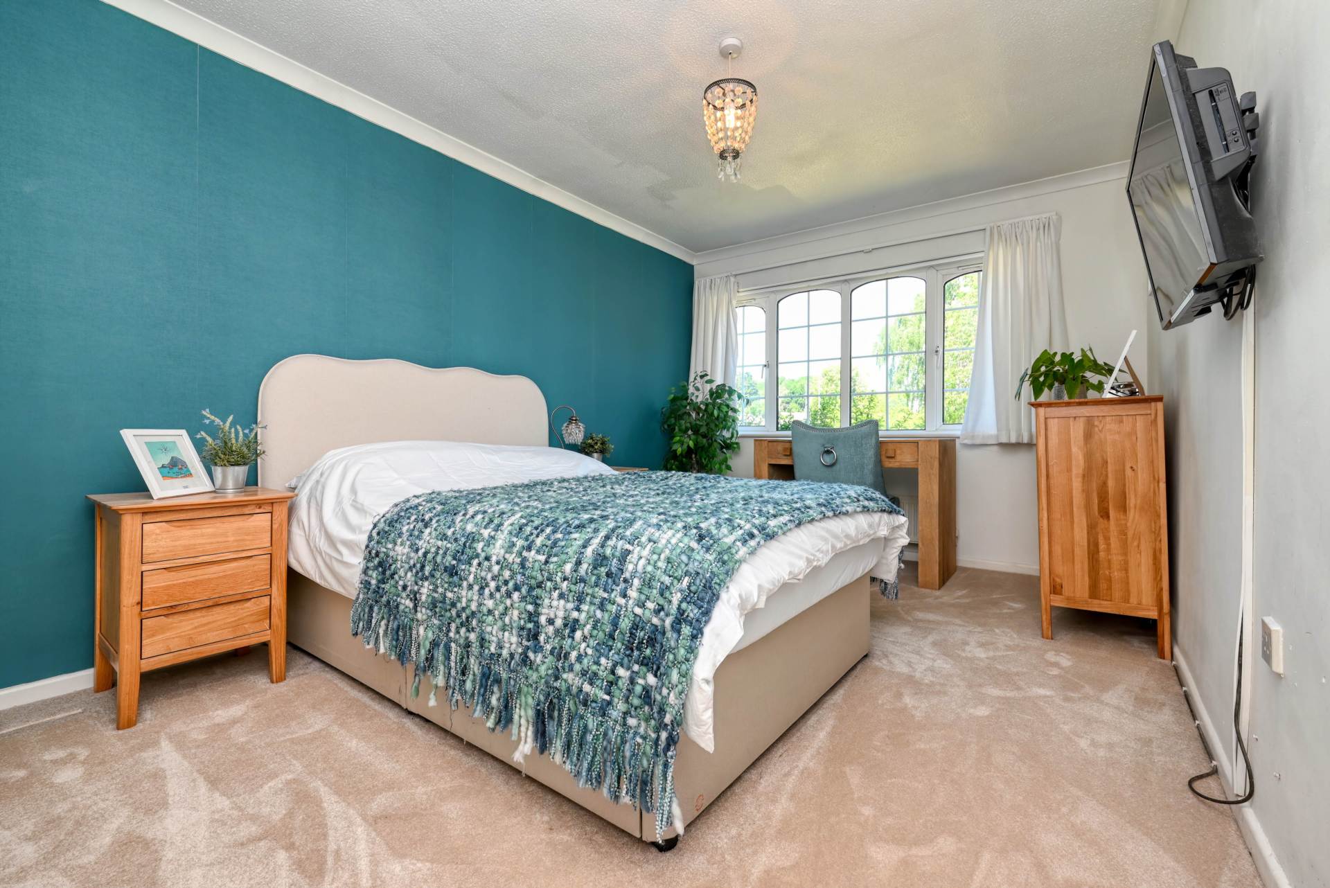 Littlestead Close, Caversham Park, Image 9