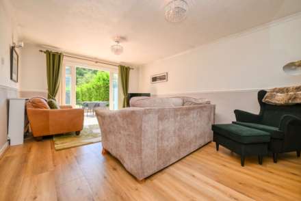 Littlestead Close, Caversham Park, Image 4