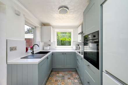 Littlestead Close, Caversham Park, Image 7