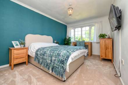 Littlestead Close, Caversham Park, Image 9