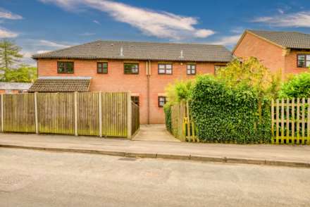Unity Court, Emmer Green, Image 12