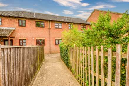 Unity Court, Emmer Green, Image 13