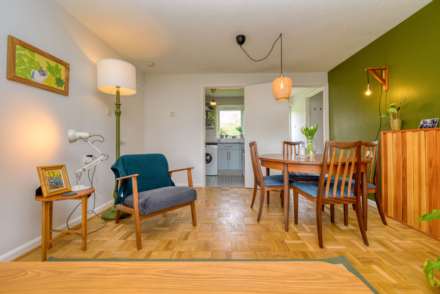 Aston Court, Reading, Image 4