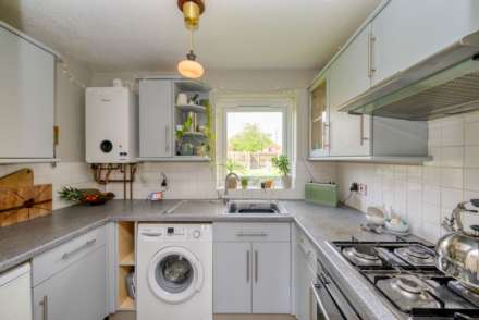 Aston Court, Reading, Image 6