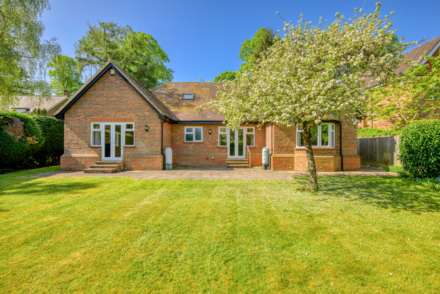 St Peter's Avenue, Caversham Heights, Image 25