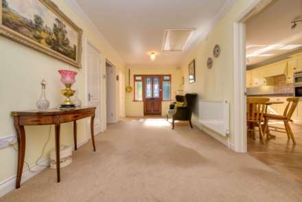 St Peter's Avenue, Caversham Heights, Image 5