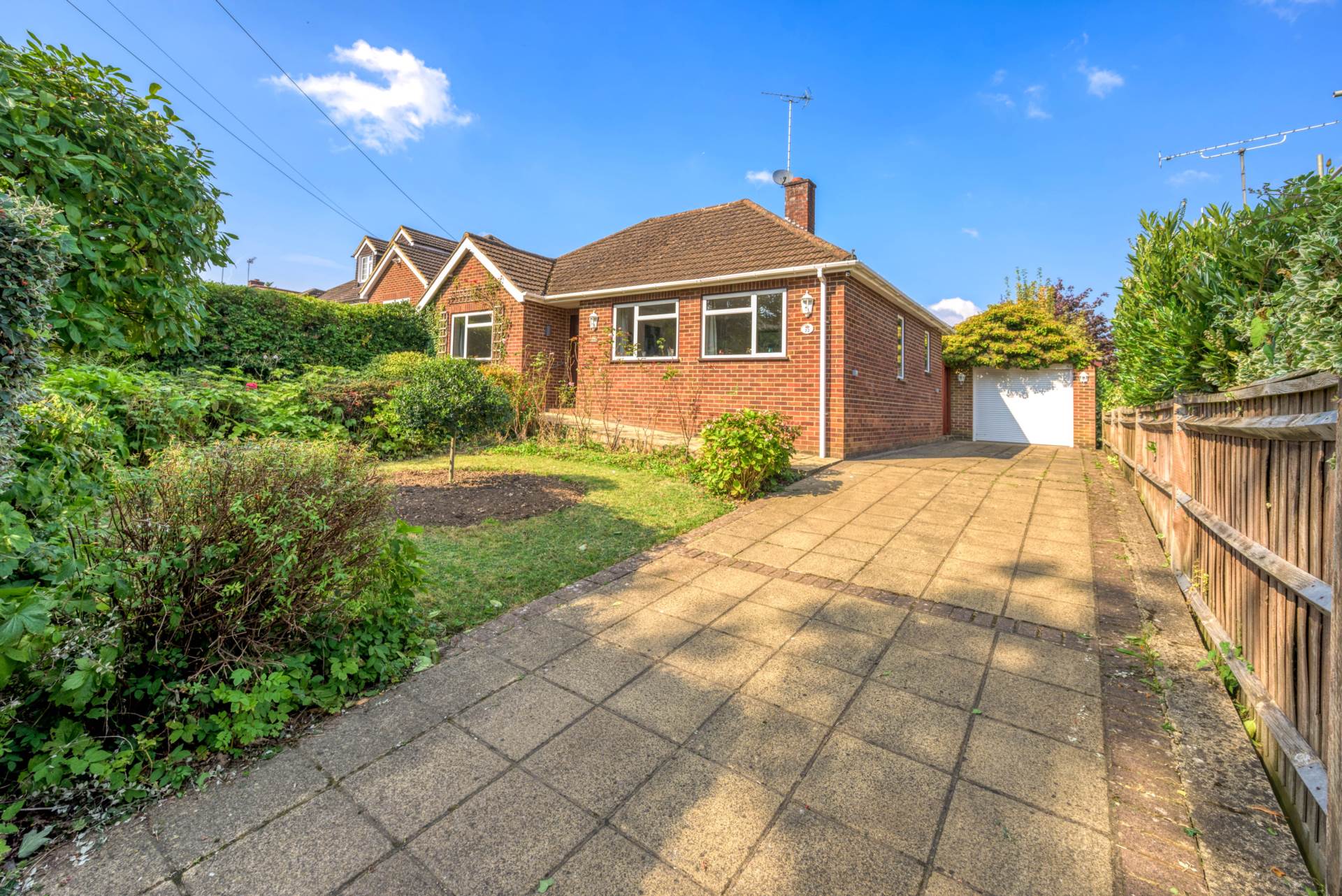 Chazey Road, Caversham Heights, Image 28