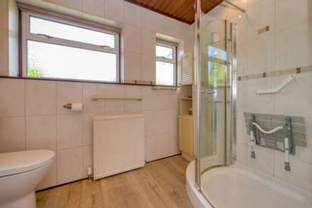 Chazey Road, Caversham Heights, Image 12