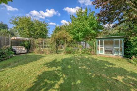 Chazey Road, Caversham Heights, Image 22