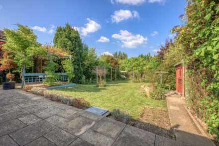 Chazey Road, Caversham Heights, Image 23