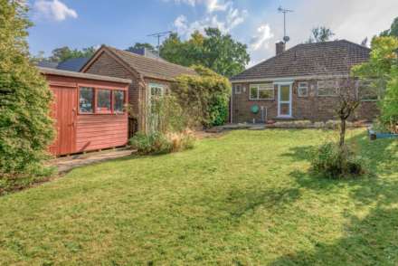 Chazey Road, Caversham Heights, Image 24