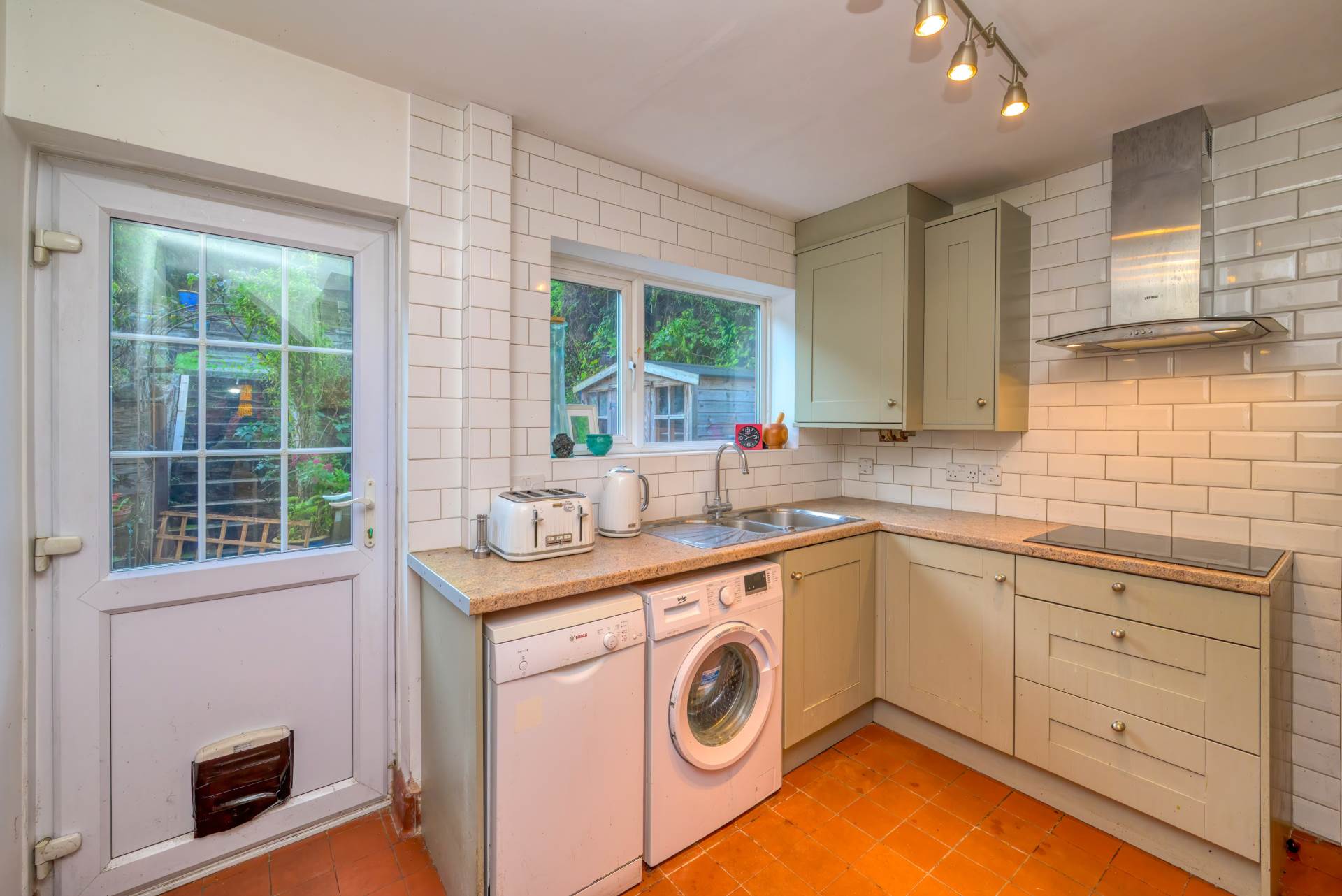 Rotherfield Way, Emmer Green, Image 3