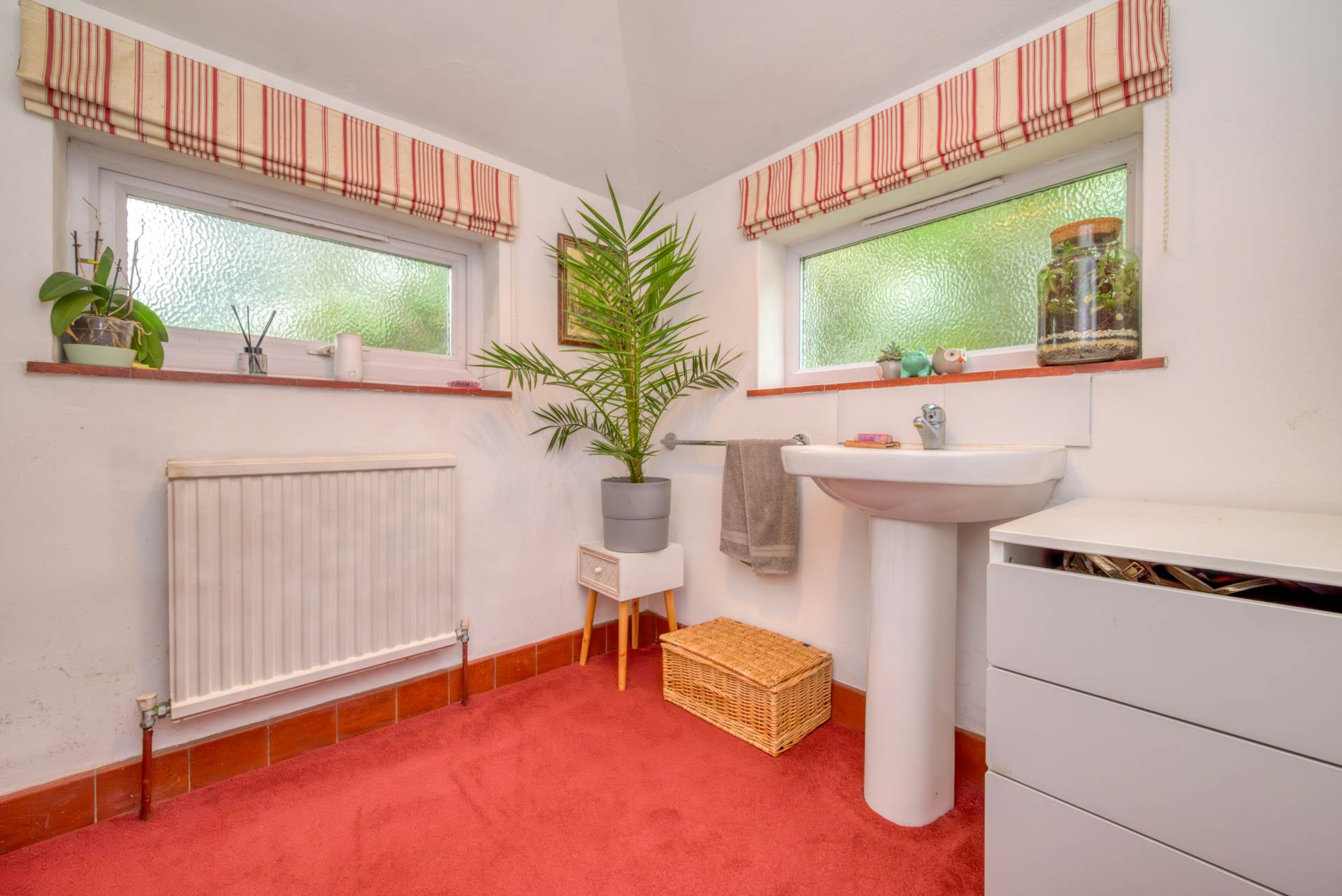 Oak tree Road, Tilehurst, Image 13