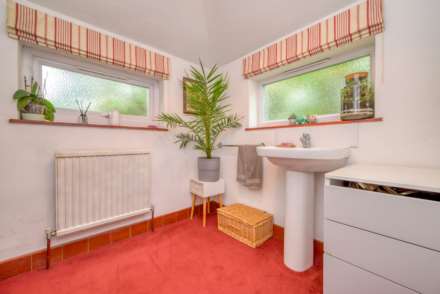 Oak tree Road, Tilehurst, Image 13