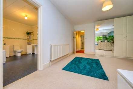 Oak tree Road, Tilehurst, Image 15