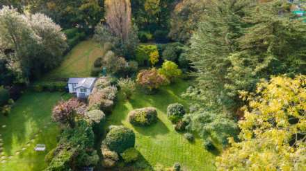 Oak tree Road, Tilehurst, Image 26