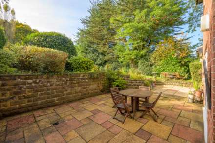 Oak tree Road, Tilehurst, Image 28