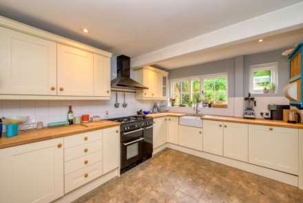 Priory Avenue, Caversham, Image 9