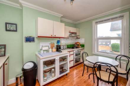 Hemdean Road, Caversham, Image 7