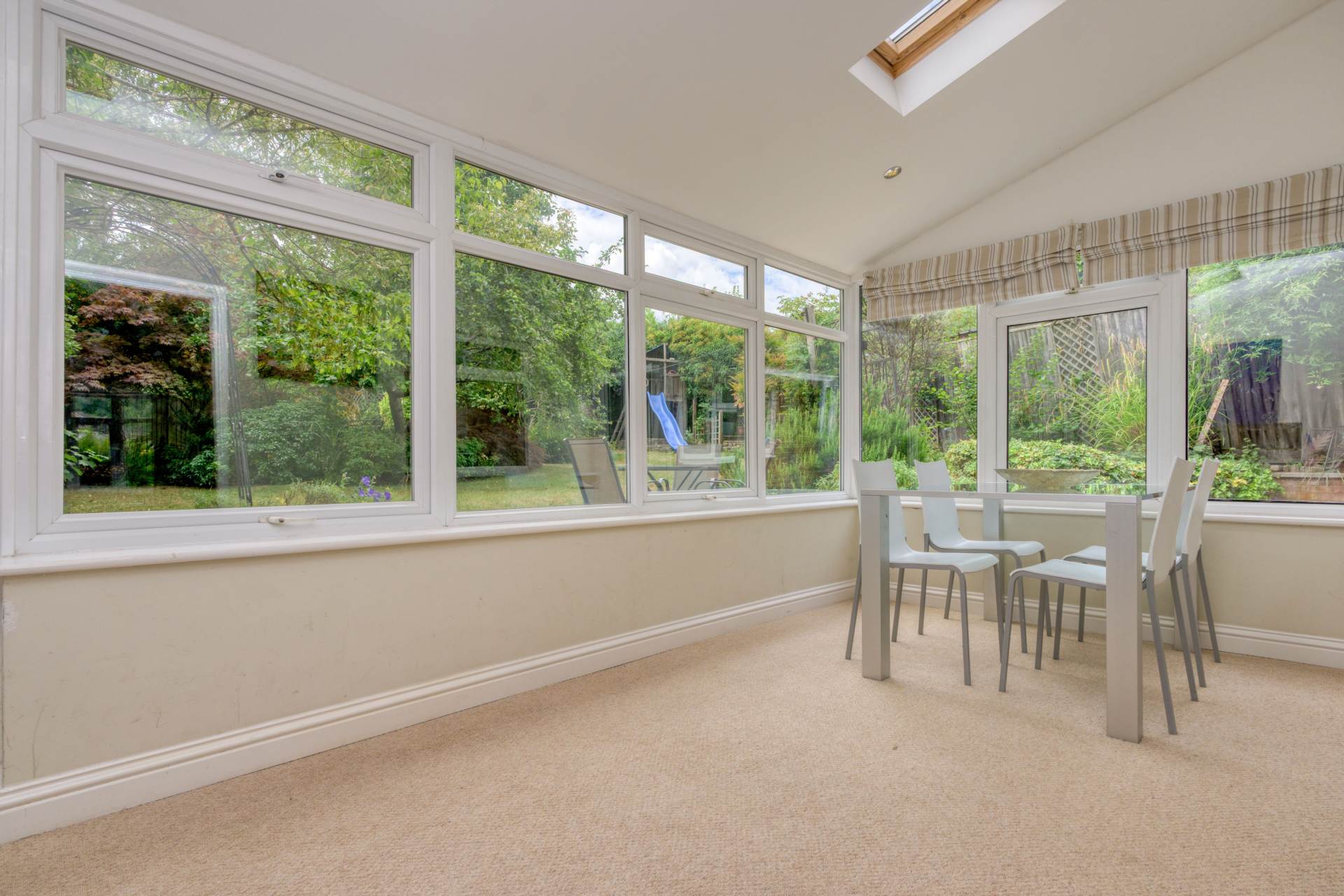 Woodberry Close, Caversham, Image 4