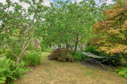 Woodberry Close, Caversham, Image 21