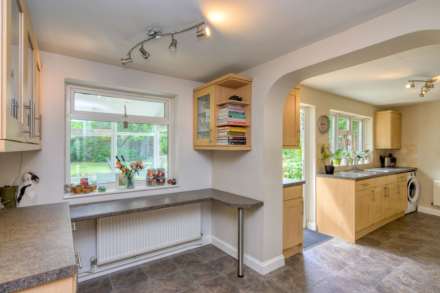 Woodberry Close, Caversham, Image 9