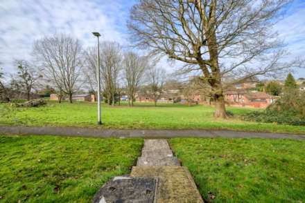 Galsworthy Drive, Caversham Park, Image 16