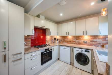 Galsworthy Drive, Caversham Park, Image 2