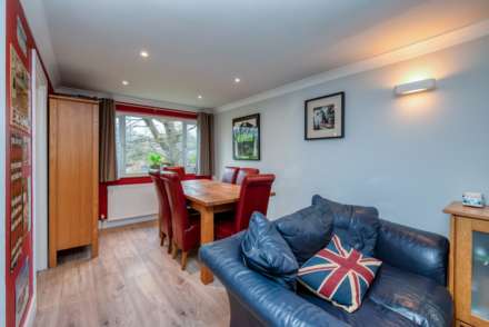 Galsworthy Drive, Caversham Park, Image 8