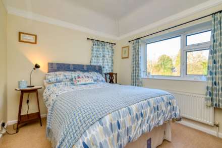 Fernbrook Road, Caversham Heights, Image 18