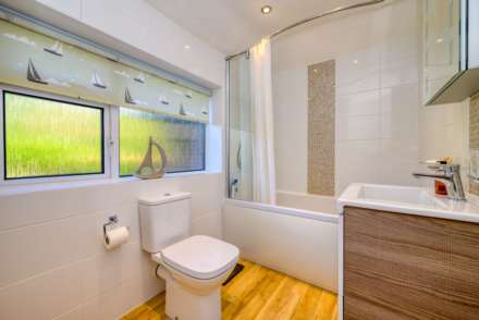 Fernbrook Road, Caversham Heights, Image 20