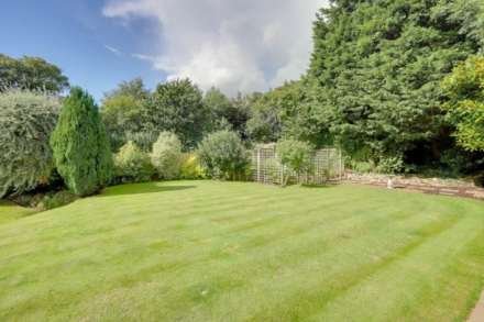 Fernbrook Road, Caversham Heights, Image 4