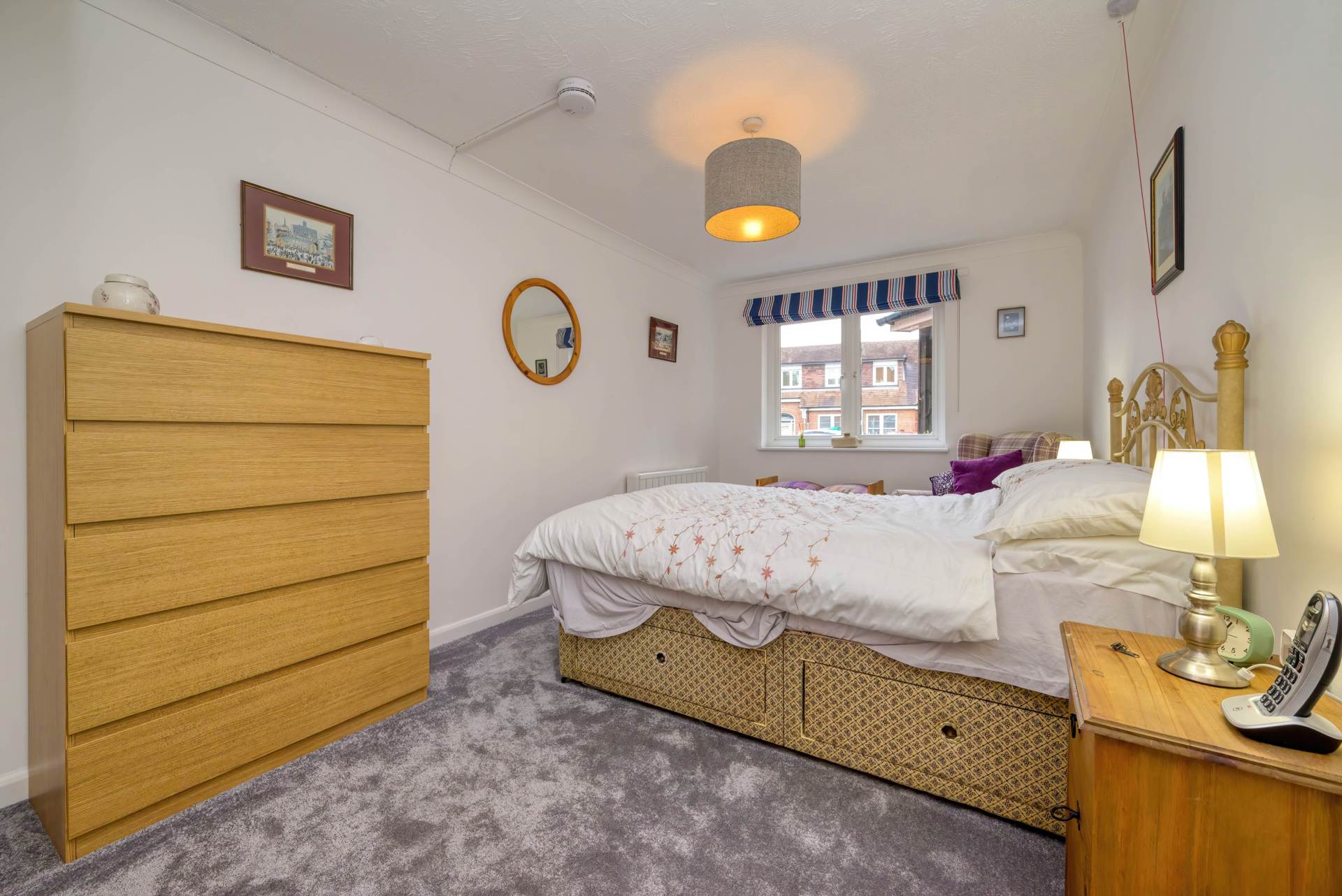 Priory Court, Caversham, Image 9