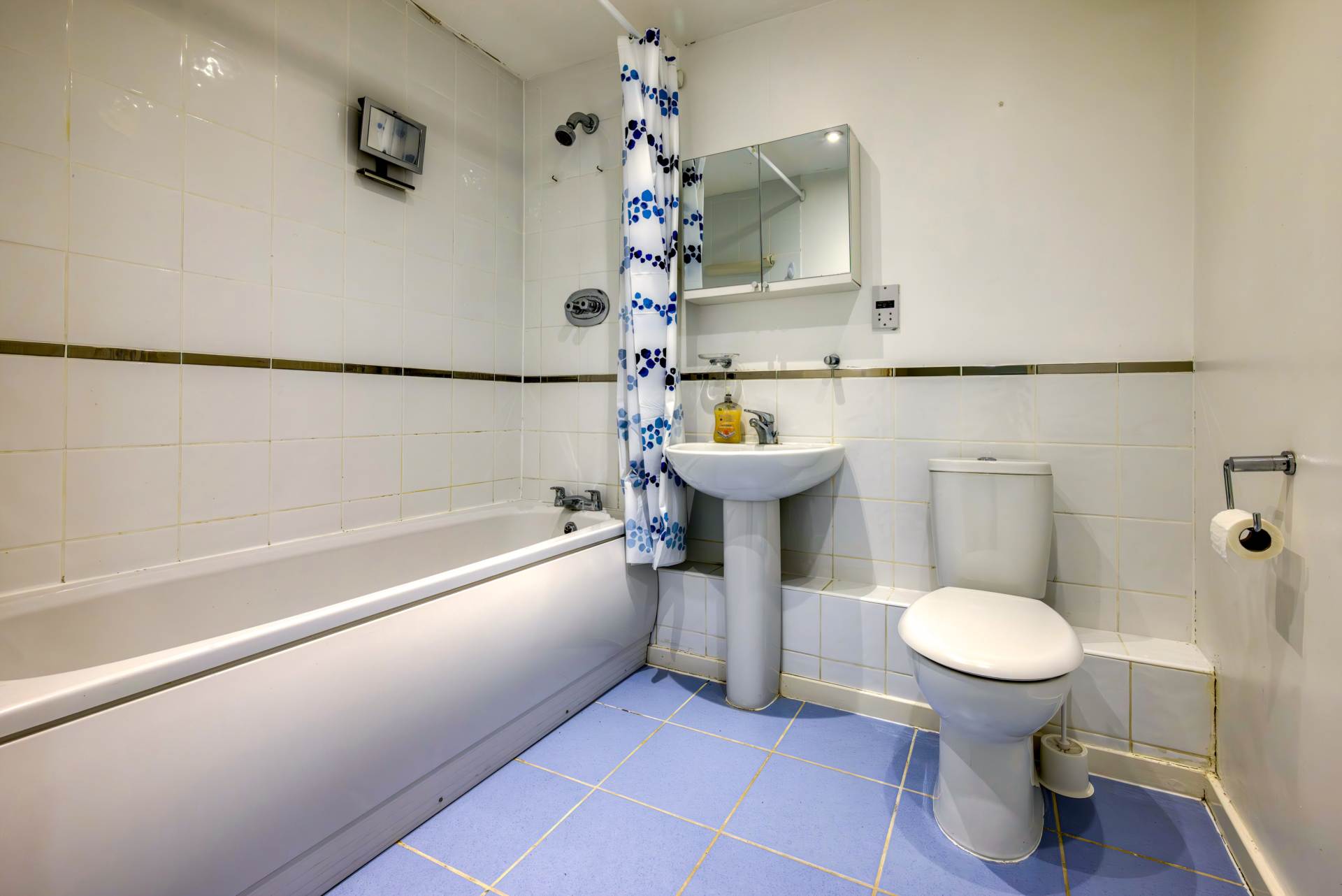 Quadrant Court, Reading, Image 10