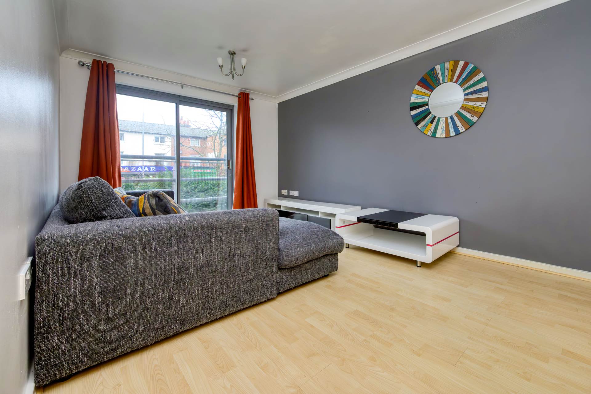 Quadrant Court, Reading, Image 4