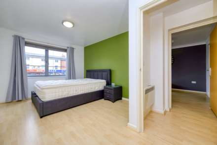 Quadrant Court, Reading, Image 5