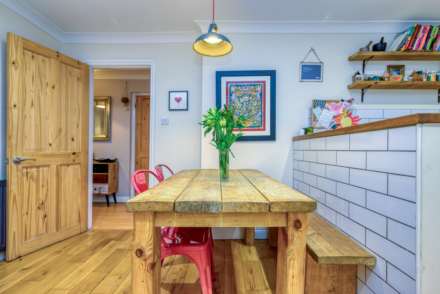 Oakley Road, Caversham Heights, Image 12