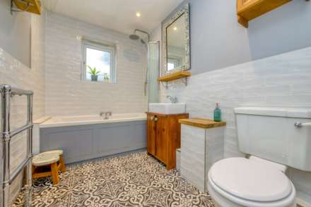 Oakley Road, Caversham Heights, Image 21
