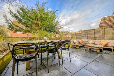 Oakley Road, Caversham Heights, Image 5